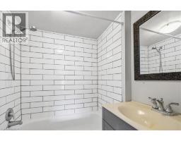 Primary Bedroom - 155 1/2 Lake Street, St  Catharines, ON L2R5Y5 Photo 8