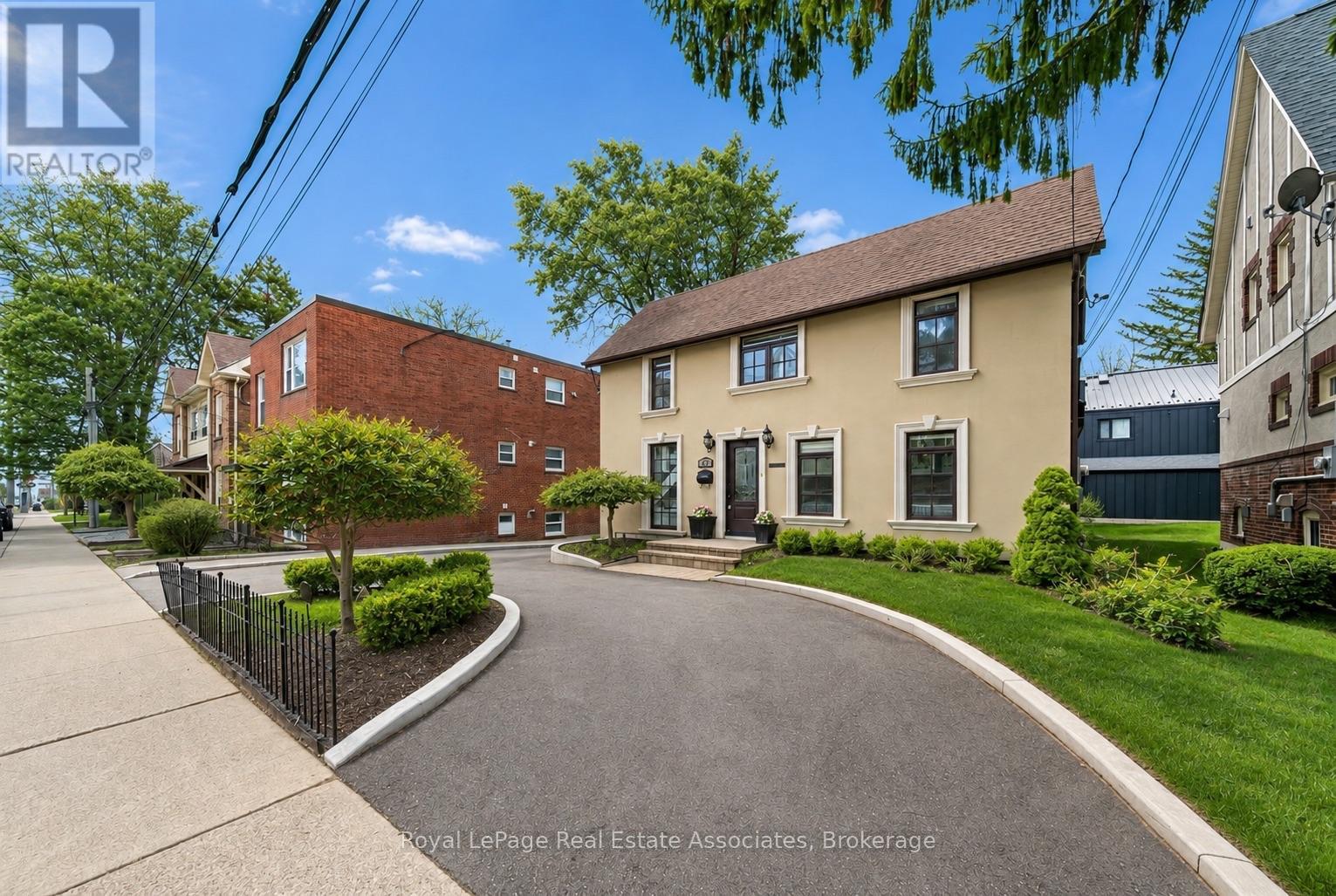 Photo of 36 MISSISSAUGA ROAD N