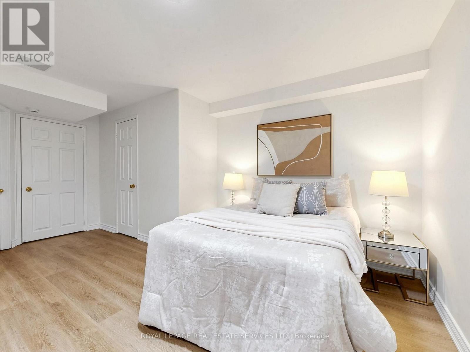 #11 1575 SOUTH PARADE COURT - Image 43