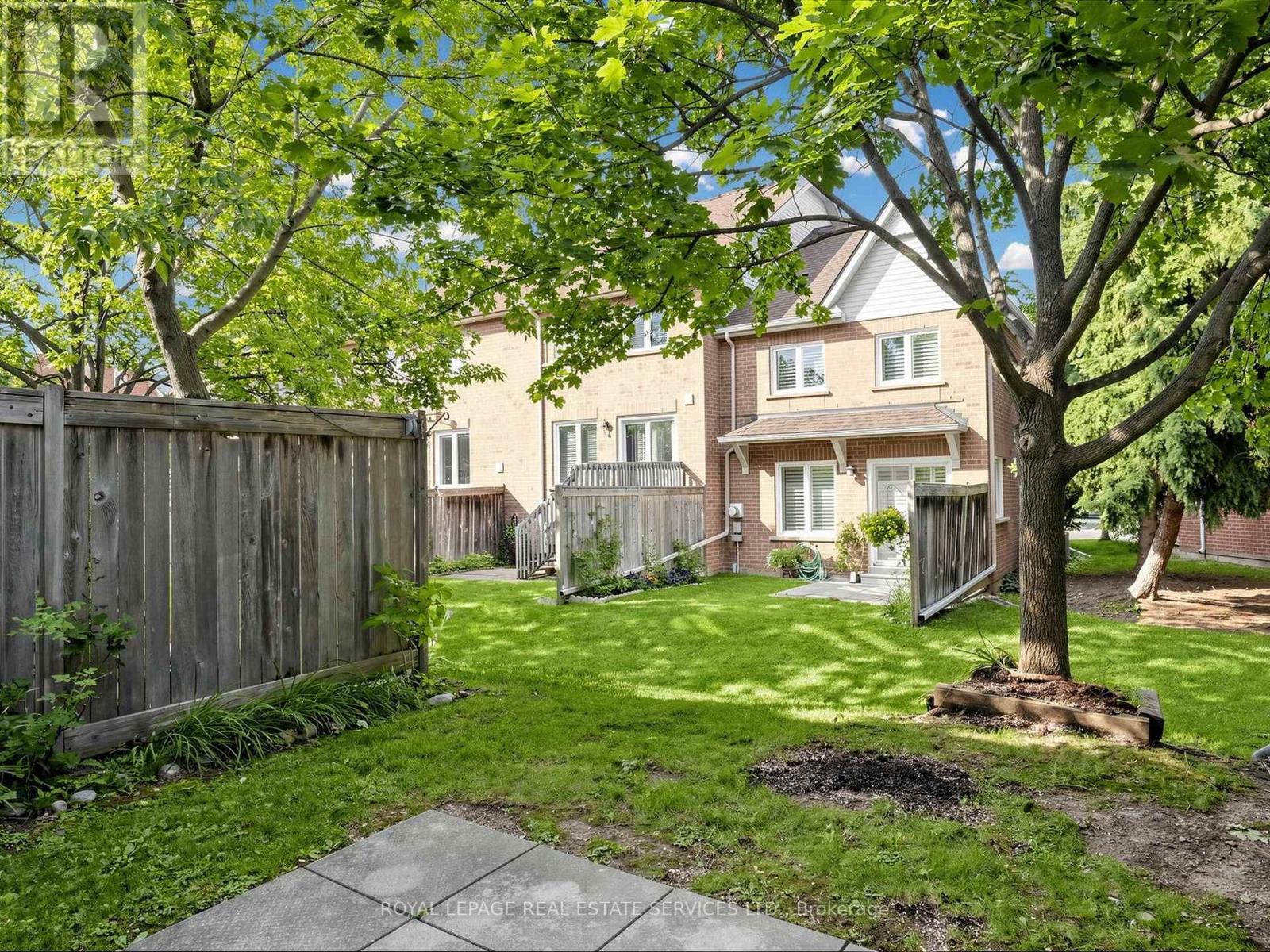 #11 1575 SOUTH PARADE COURT - Image 48