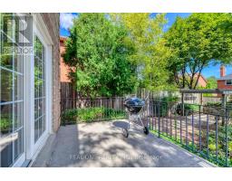 1384 Bramblewood Green, Oakville, ON L6M2R5 Photo 43