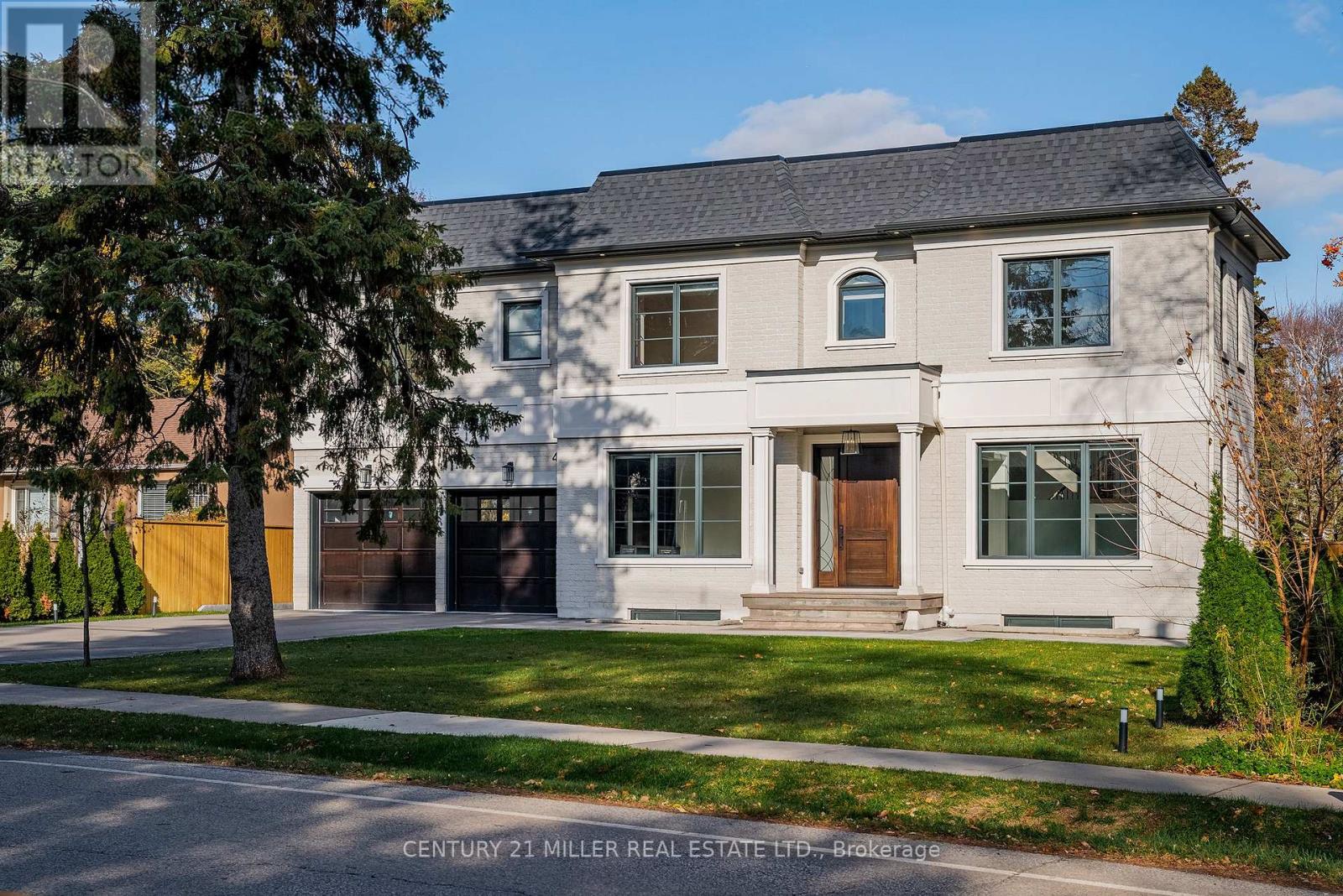 Photo of 481 CHARTWELL ROAD