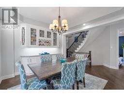 Living room - 46 Customline Drive, Brampton, ON L7A3C2 Photo 12