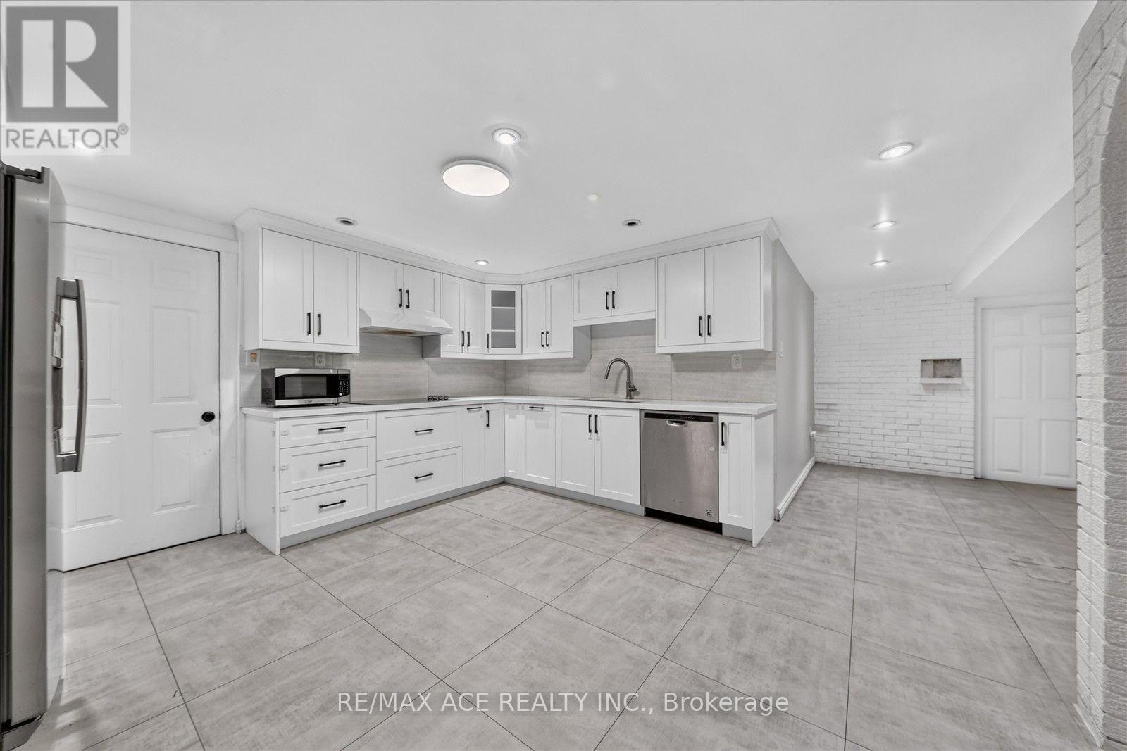 124 HONEYWOOD ROAD - Image 29