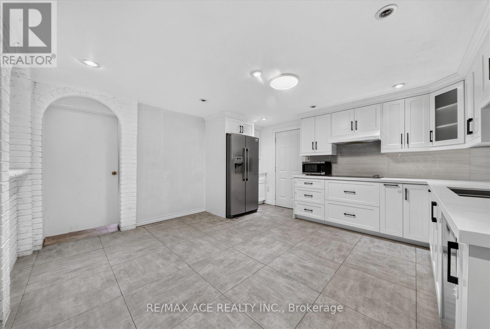 124 HONEYWOOD ROAD - Image 30