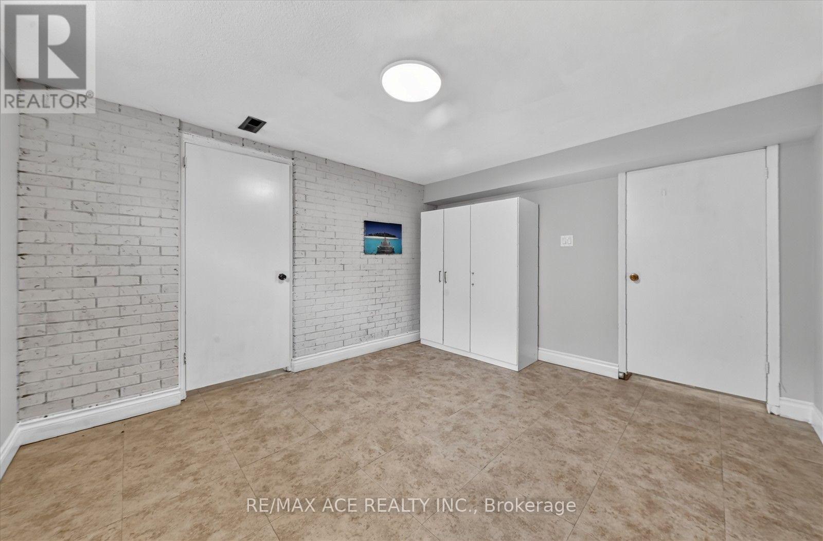 124 HONEYWOOD ROAD - 35