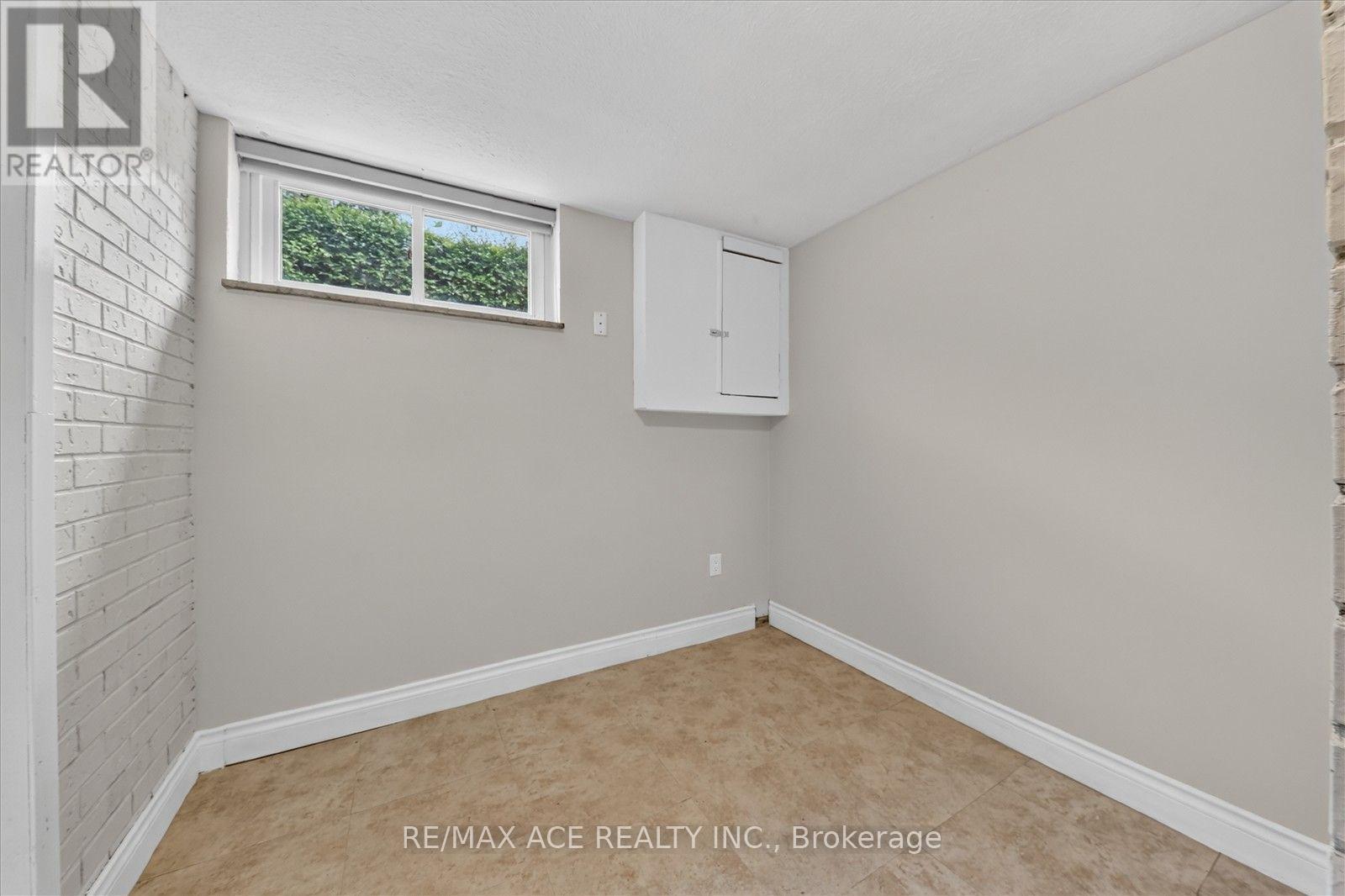 124 HONEYWOOD ROAD - Image 36