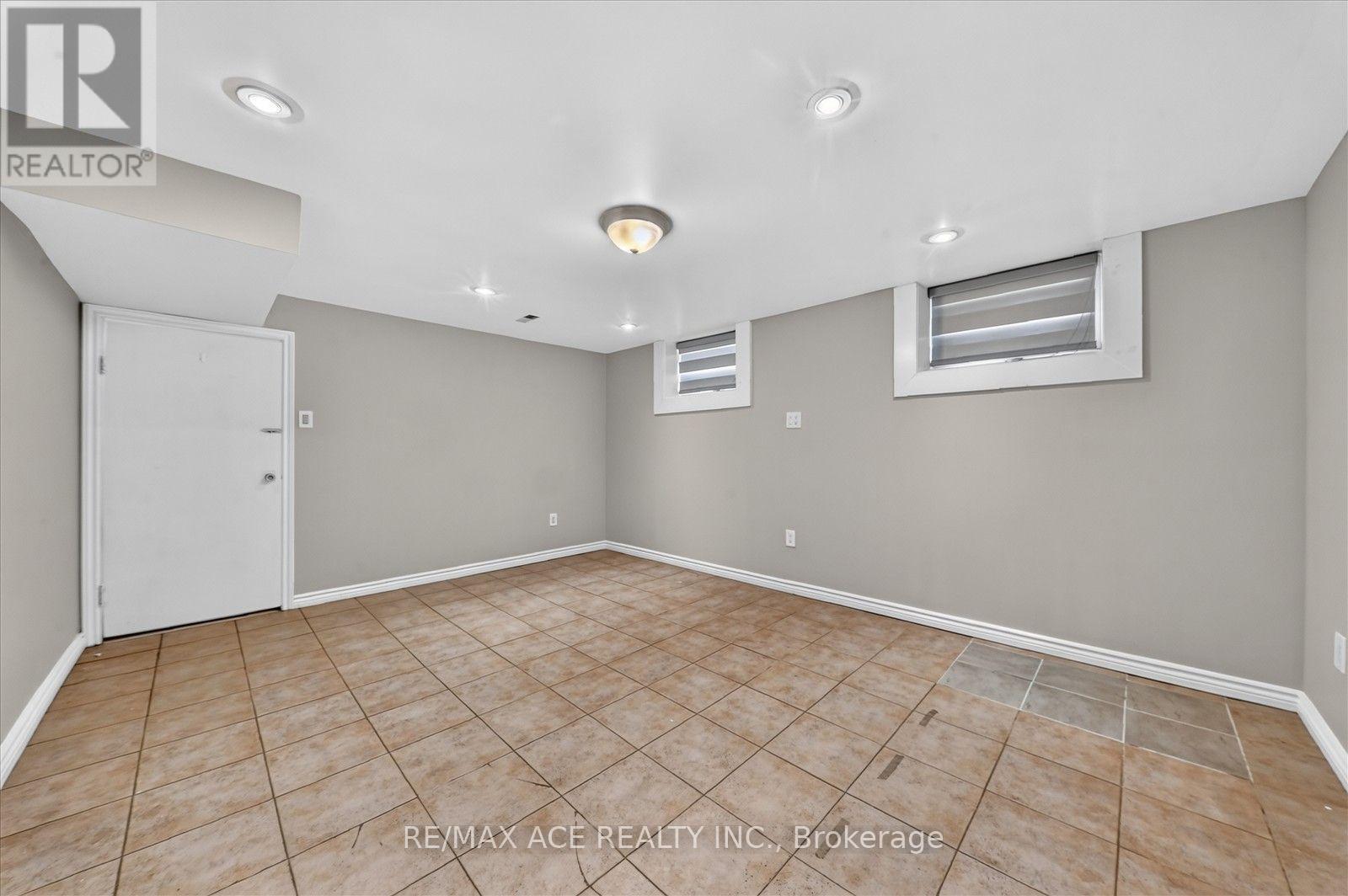 124 HONEYWOOD ROAD - 39