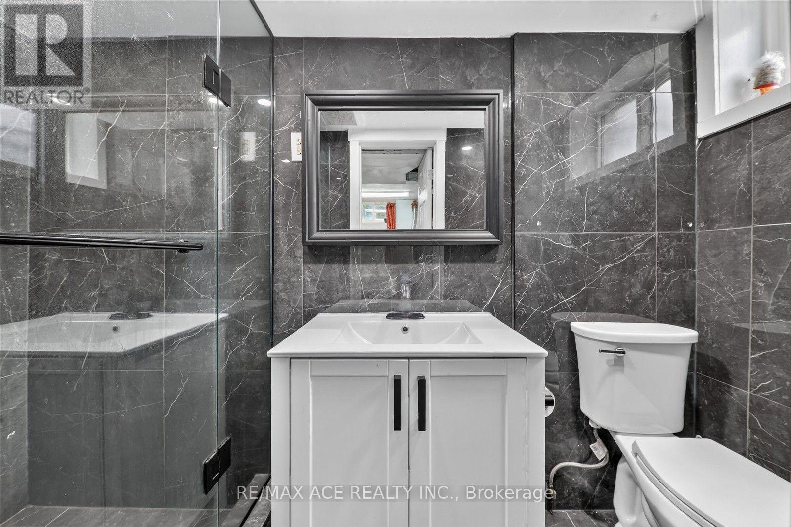 124 HONEYWOOD ROAD - Image 40