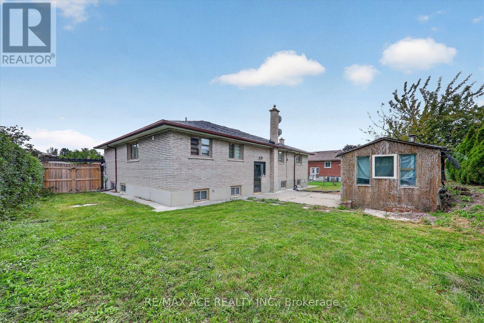 124 HONEYWOOD ROAD - 43