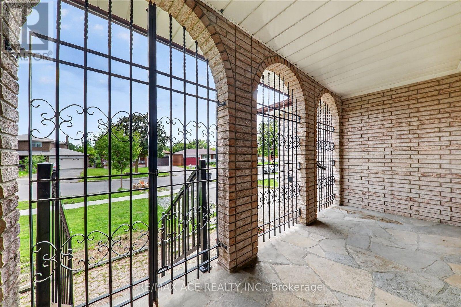 124 HONEYWOOD ROAD - 6
