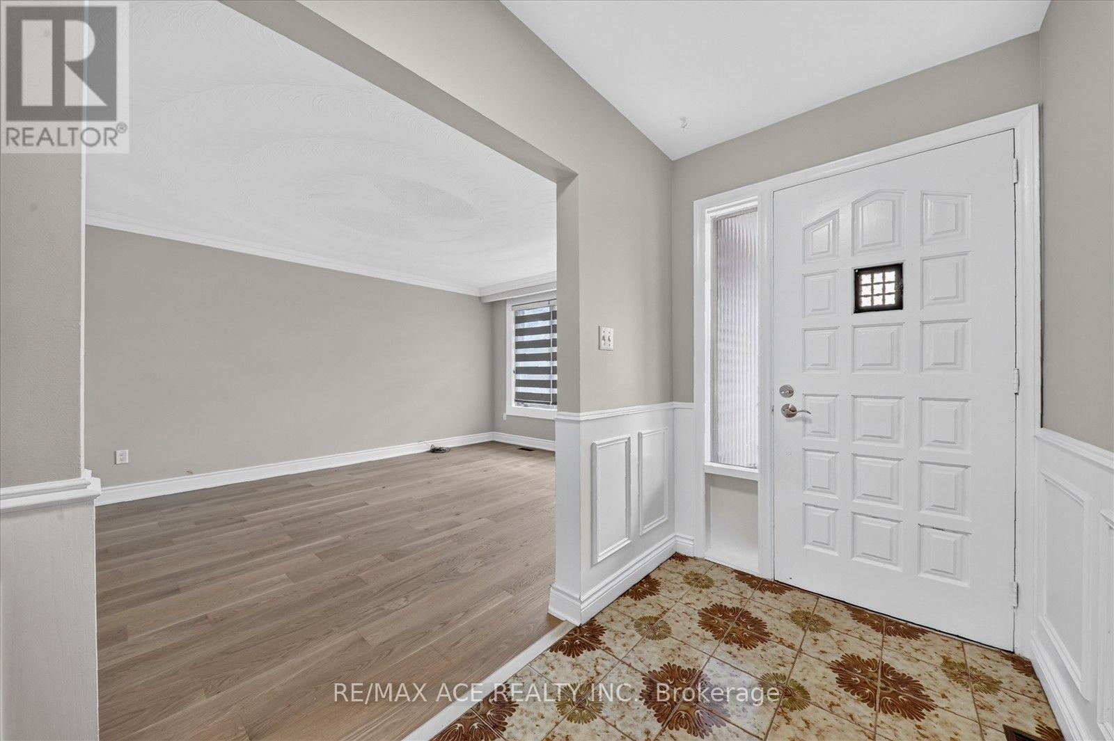 Photo of 124 HONEYWOOD ROAD