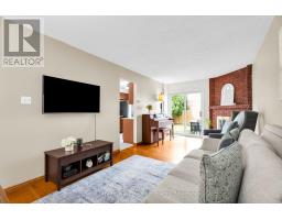 Bathroom - 9 Windwood Drive, Toronto, ON M9W6B8 Photo 10