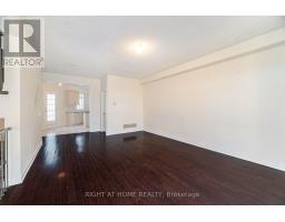 7160 Triumph Lane, Mississauga, ON L5N0C5 Photo 8
