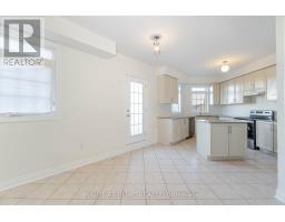 7160 Triumph Lane, Mississauga, ON L5N0C5 Photo 9