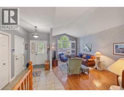 4pc Bathroom - 106 Kingfisher Avenue, Woodstock, ON N4T1T7 Photo 6