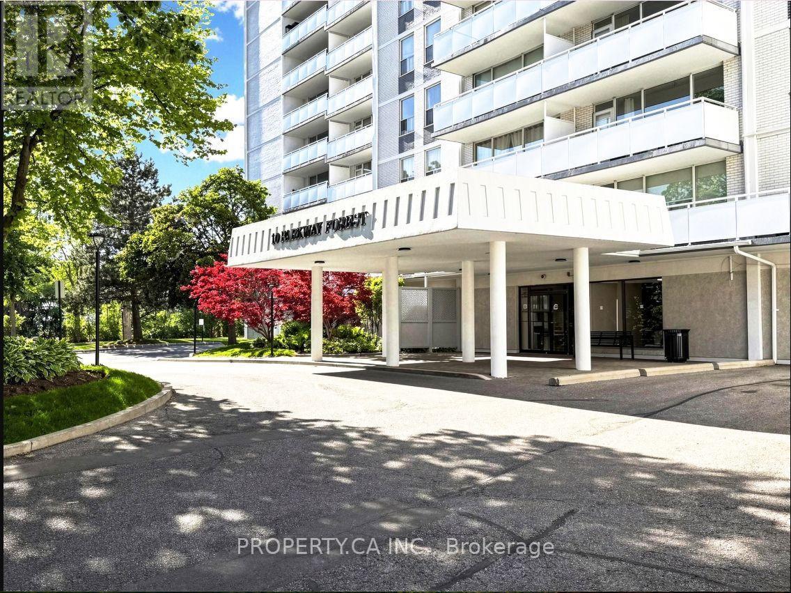 411 - 10 PARKWAY FOREST DRIVE