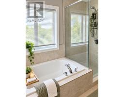 Upper Level - 412 Sophia Crescent, London North, ON N6G0T4 Photo 10