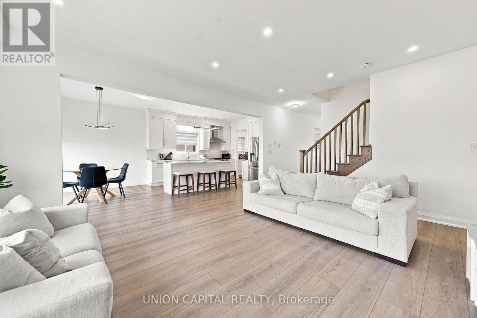 9352 EMERALD AVENUE - Image 20