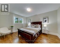 1384 Bramblewood Green, Oakville, ON L6M2R5 Photo 28
