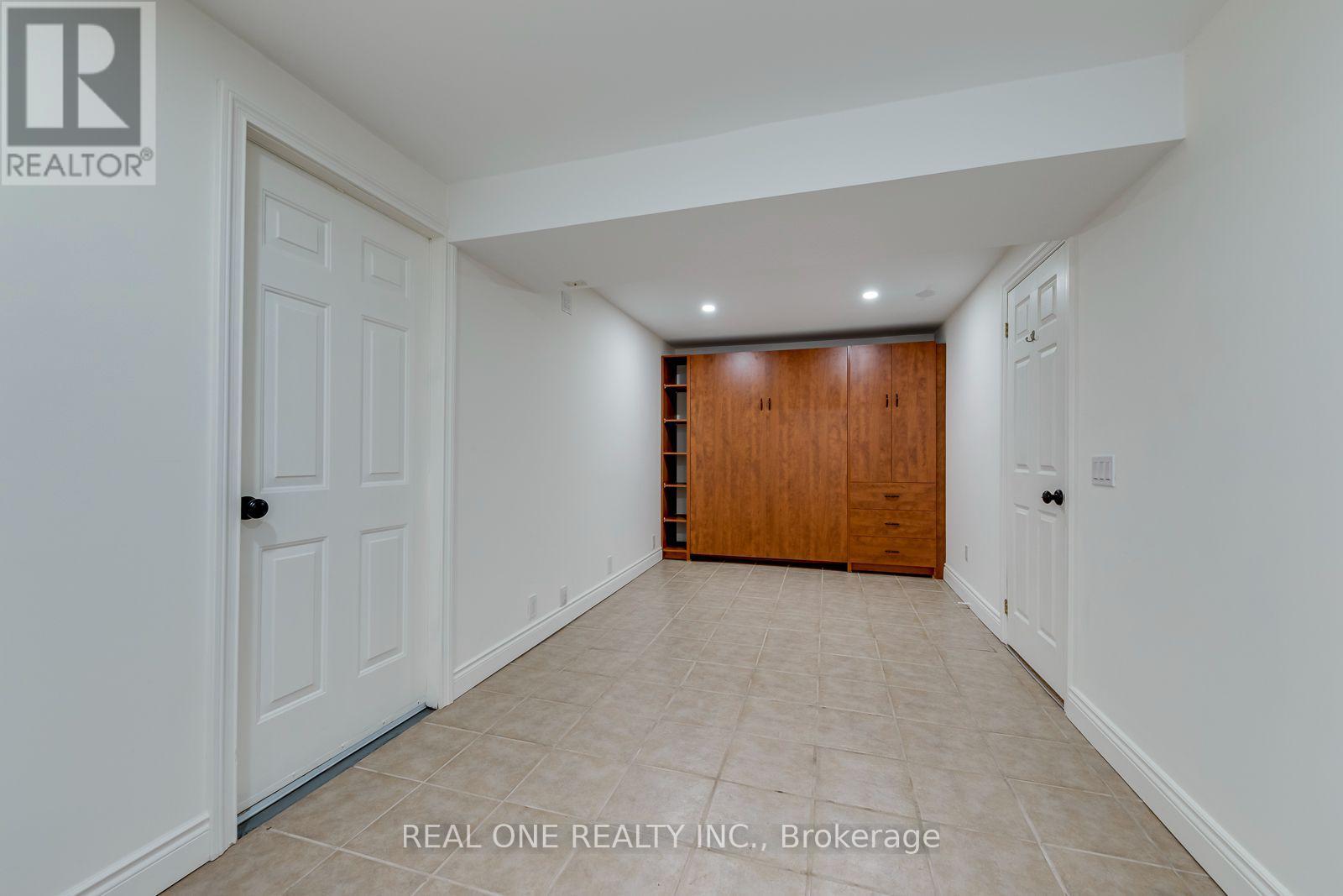 1384 BRAMBLEWOOD GREEN - 41