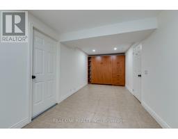 1384 Bramblewood Green, Oakville, ON L6M2R5 Photo 41
