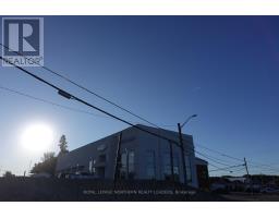 445 Algonquin Boulevard W, Timmins, ON P4N2S4 Photo 8