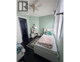 Primary Bedroom - 23 Oakrun Street, Stoney Creek, ON L8E6E7 Photo 8