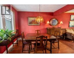 Kitchen - 635 Highbury Park, Sarnia, ON N7V2K1 Photo 9