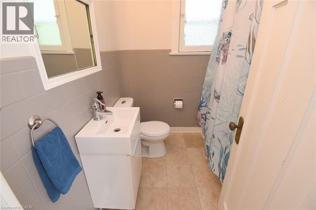 35 TISDALE Street S - 27