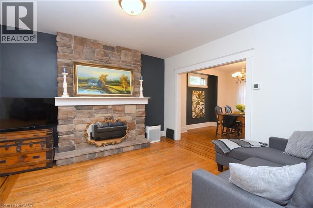 35 TISDALE Street S - 7