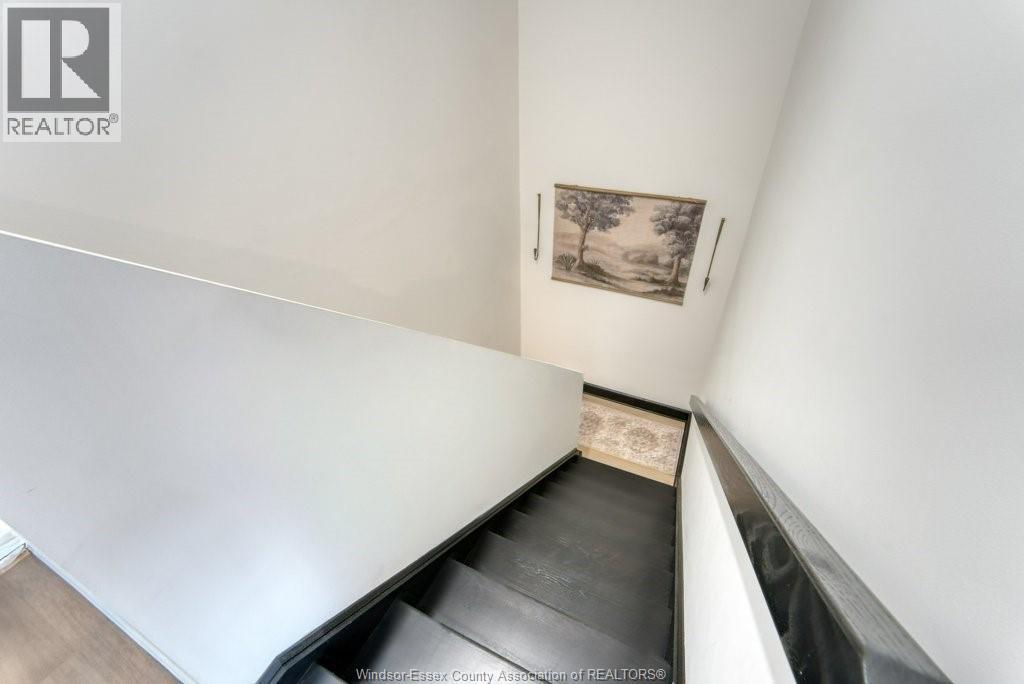#215 4300 Laurier PARKWAY - 18