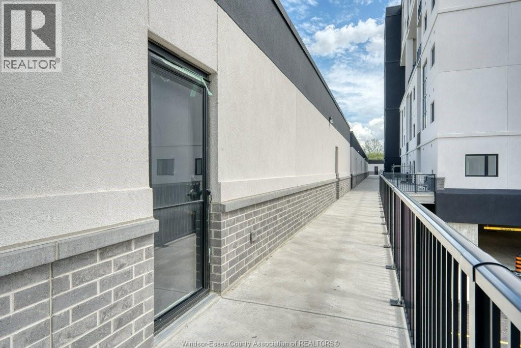 #215 4300 Laurier PARKWAY - 31