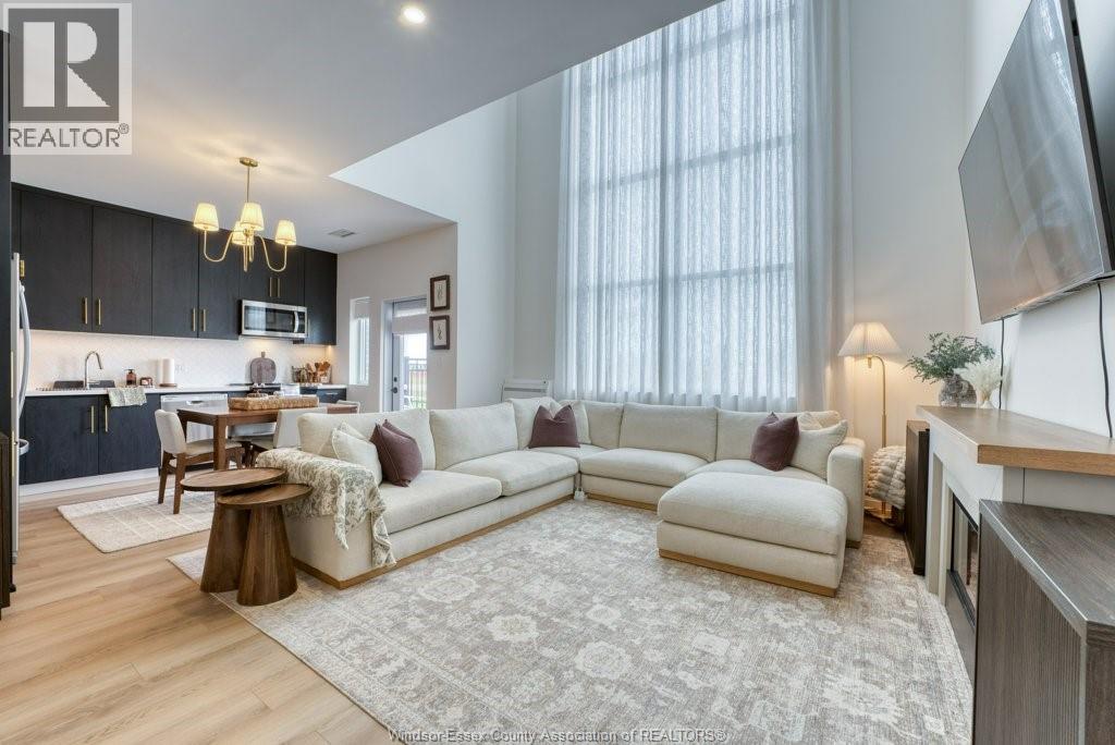 #215 4300 Laurier PARKWAY - 7