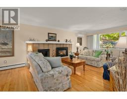 Family room - 881 Tower Road, Halifax, NS B3H2Y1 Photo 7