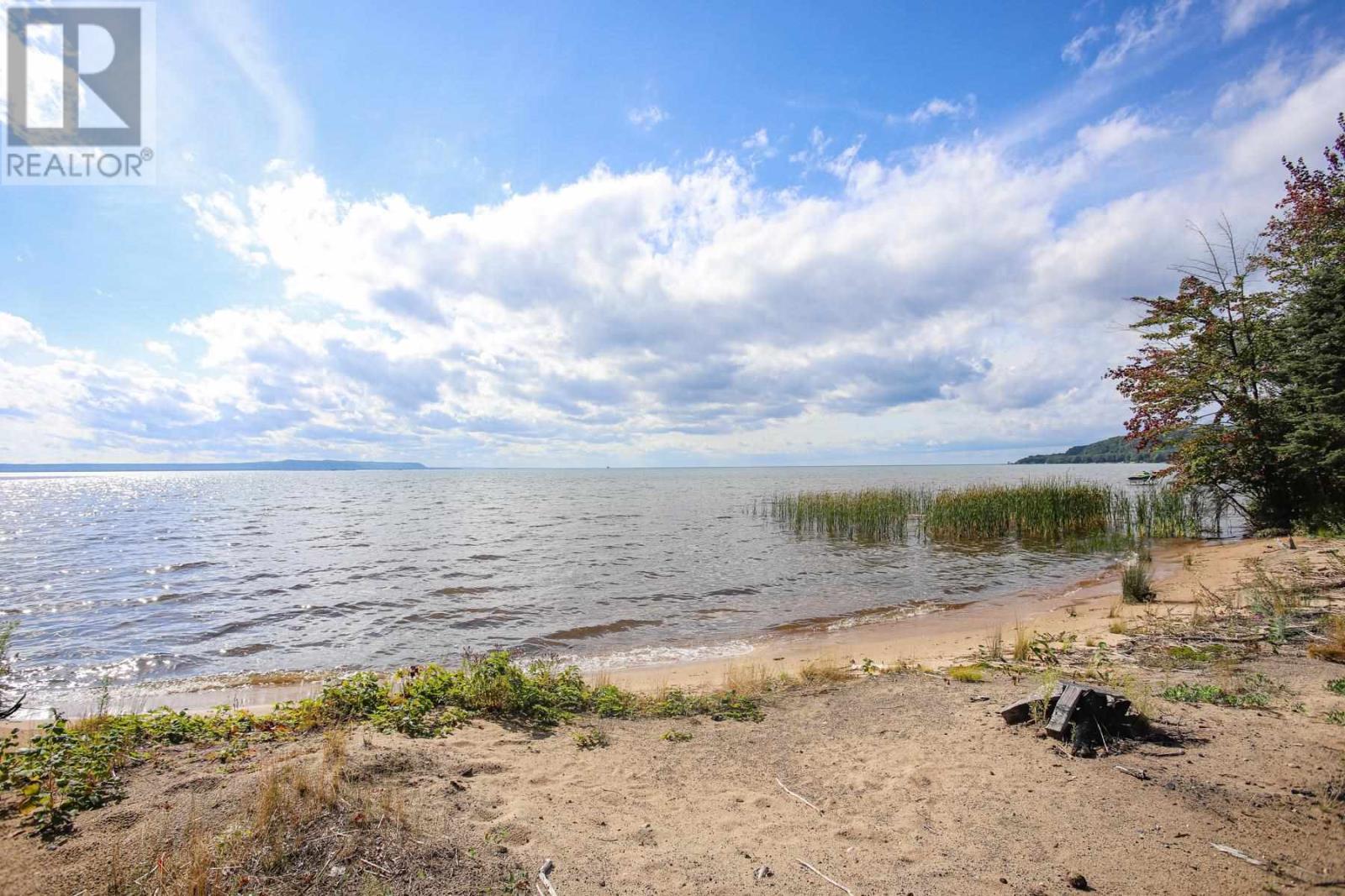 937 Sunnyside Beach RD, Sault Ste. Marie, Ontario, P6A6K4, Sault Ste. Marie, Ontario — photo 5 of 5