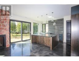 937 Sunnyside Beach Rd, Sault Ste  Marie, ON P6A6K4 Photo 18