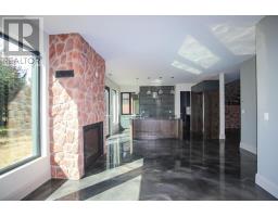 937 Sunnyside Beach Rd, Sault Ste  Marie, ON P6A6K4 Photo 22