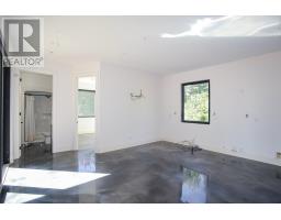 937 Sunnyside Beach Rd, Sault Ste  Marie, ON P6A6K4 Photo 30