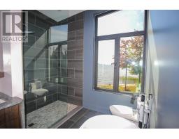 937 Sunnyside Beach Rd, Sault Ste  Marie, ON P6A6K4 Photo 41
