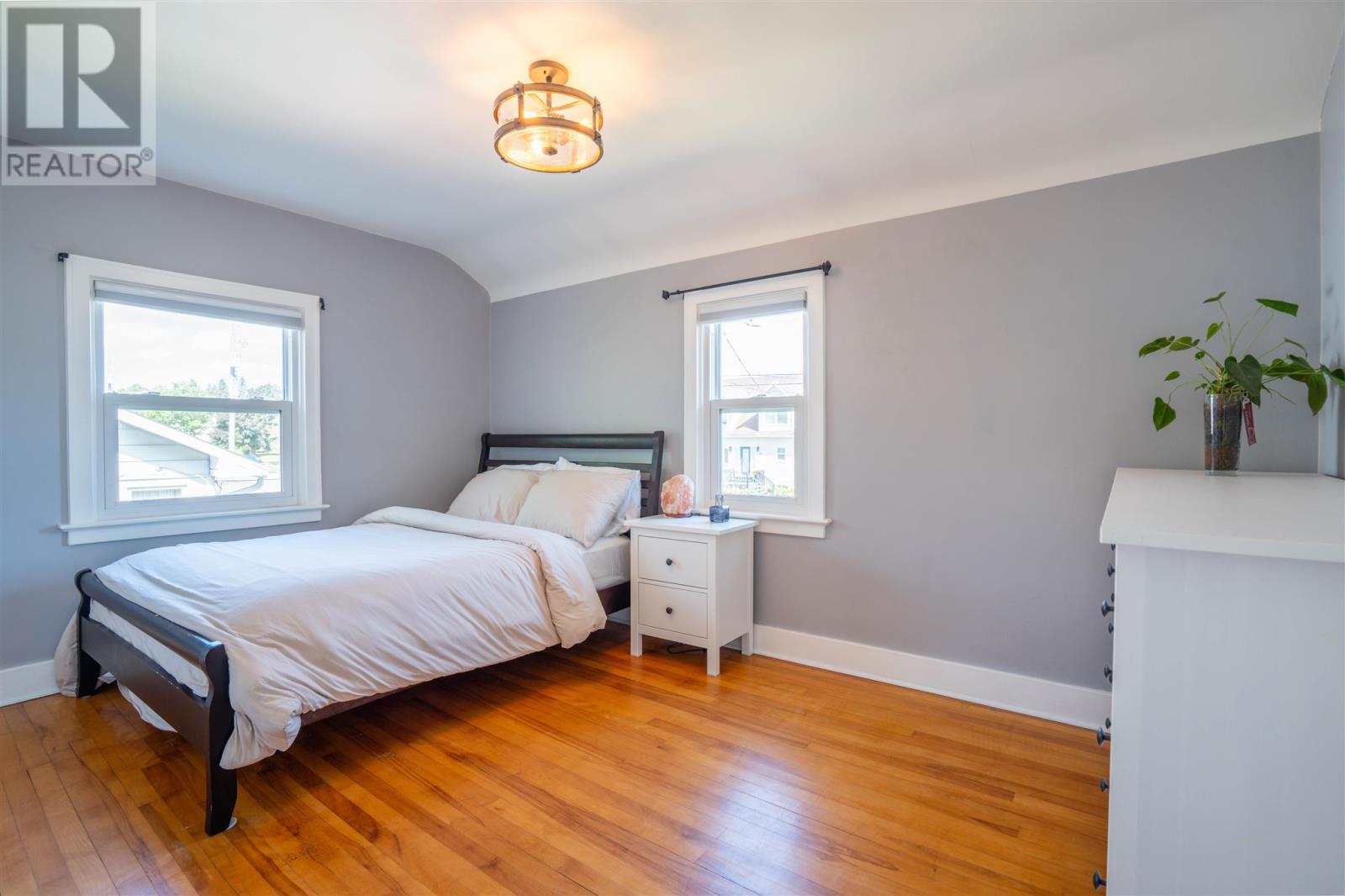35 Bellevue AVE - Image 13
