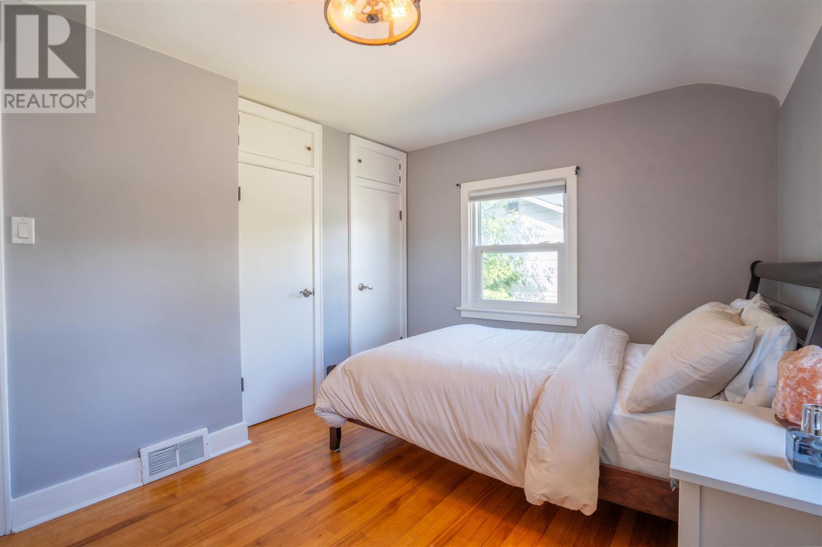 35 Bellevue AVE - Image 14