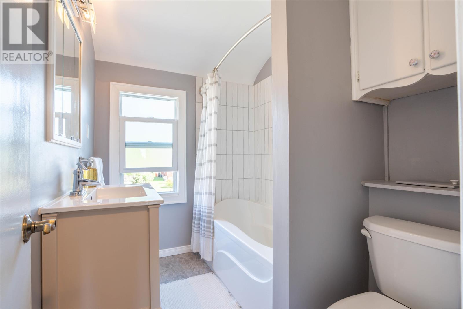 35 Bellevue AVE - Image 17