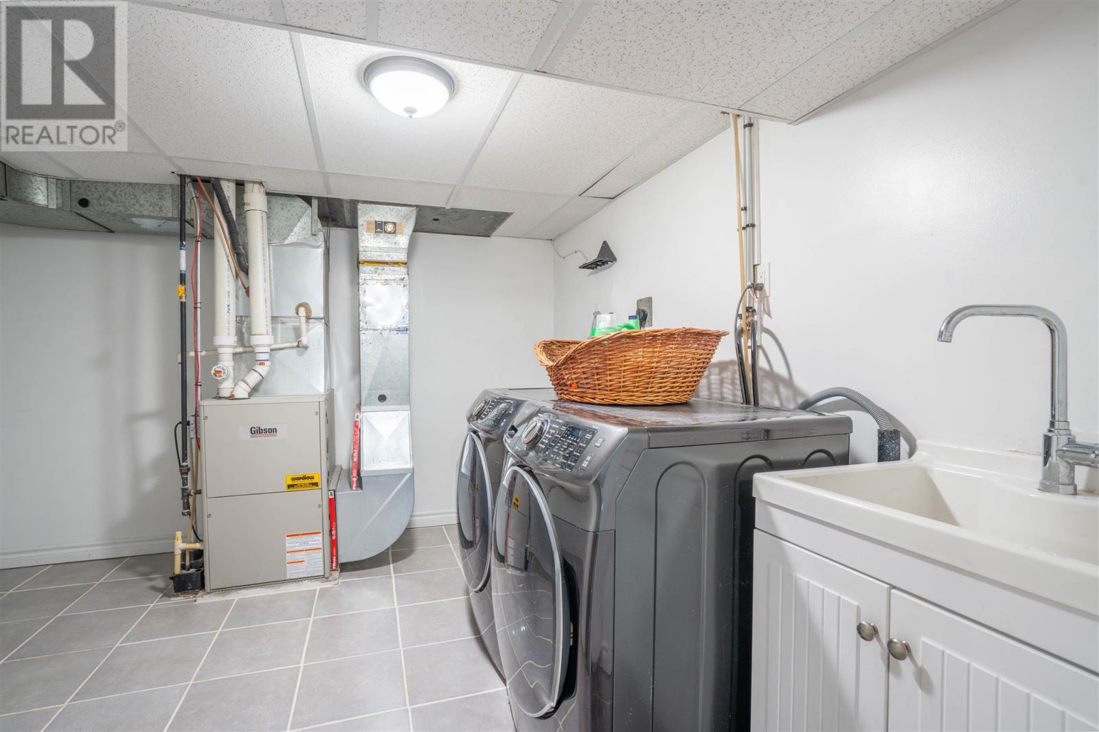 35 Bellevue AVE - Image 23