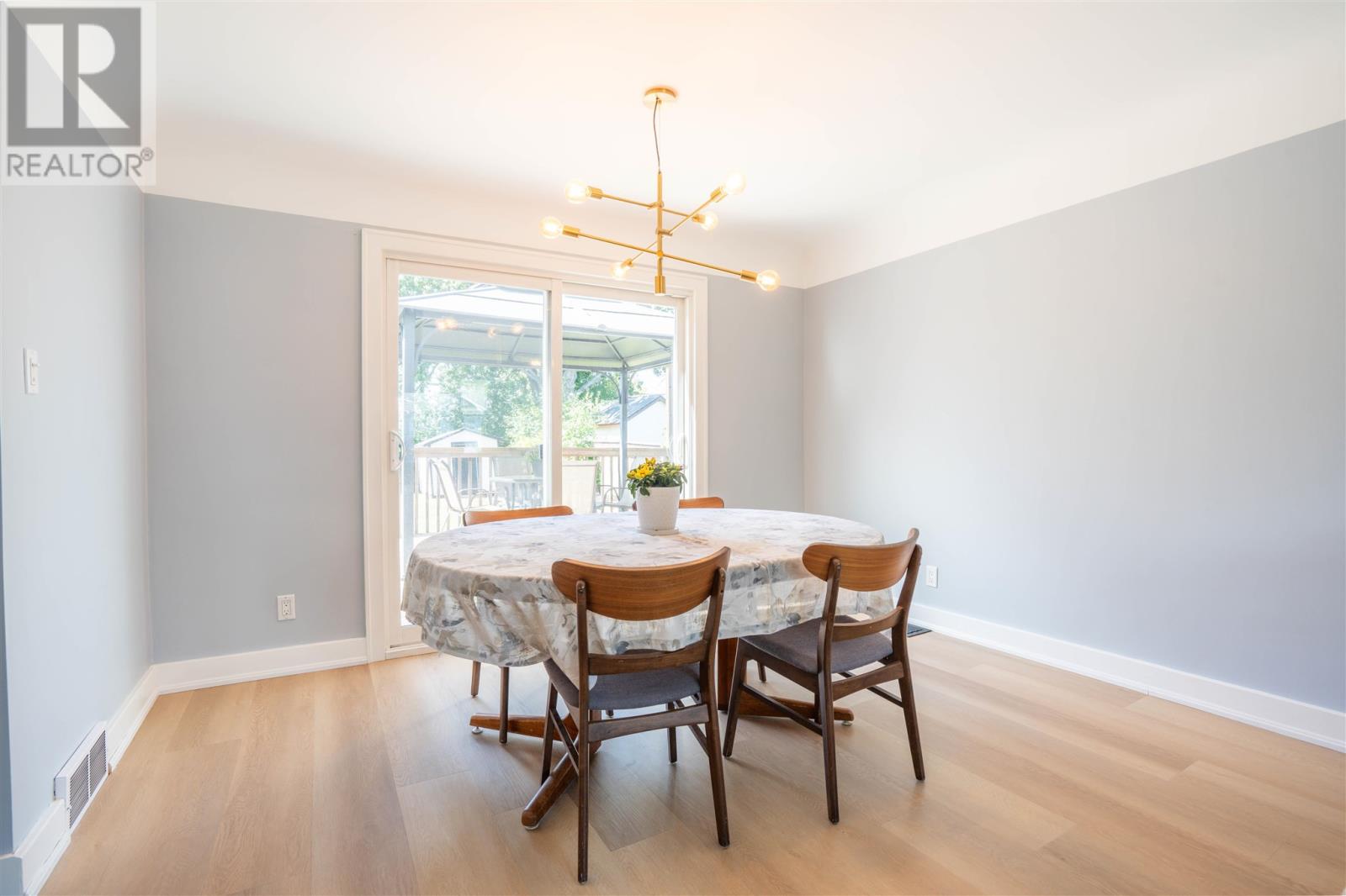 35 Bellevue AVE - Image 8