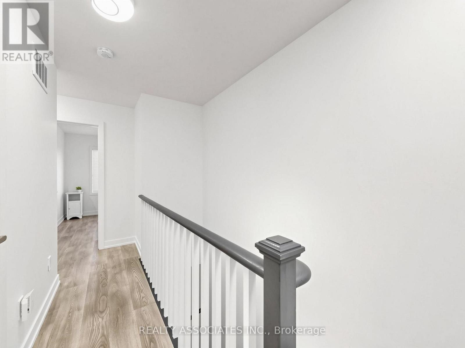 14 BAKER HILL BOULEVARD - Image 21