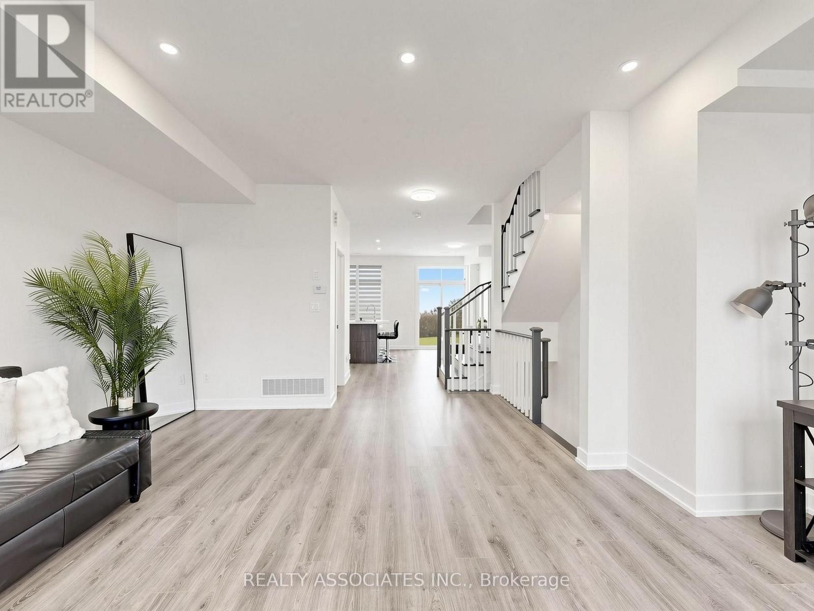 14 BAKER HILL BOULEVARD - 11