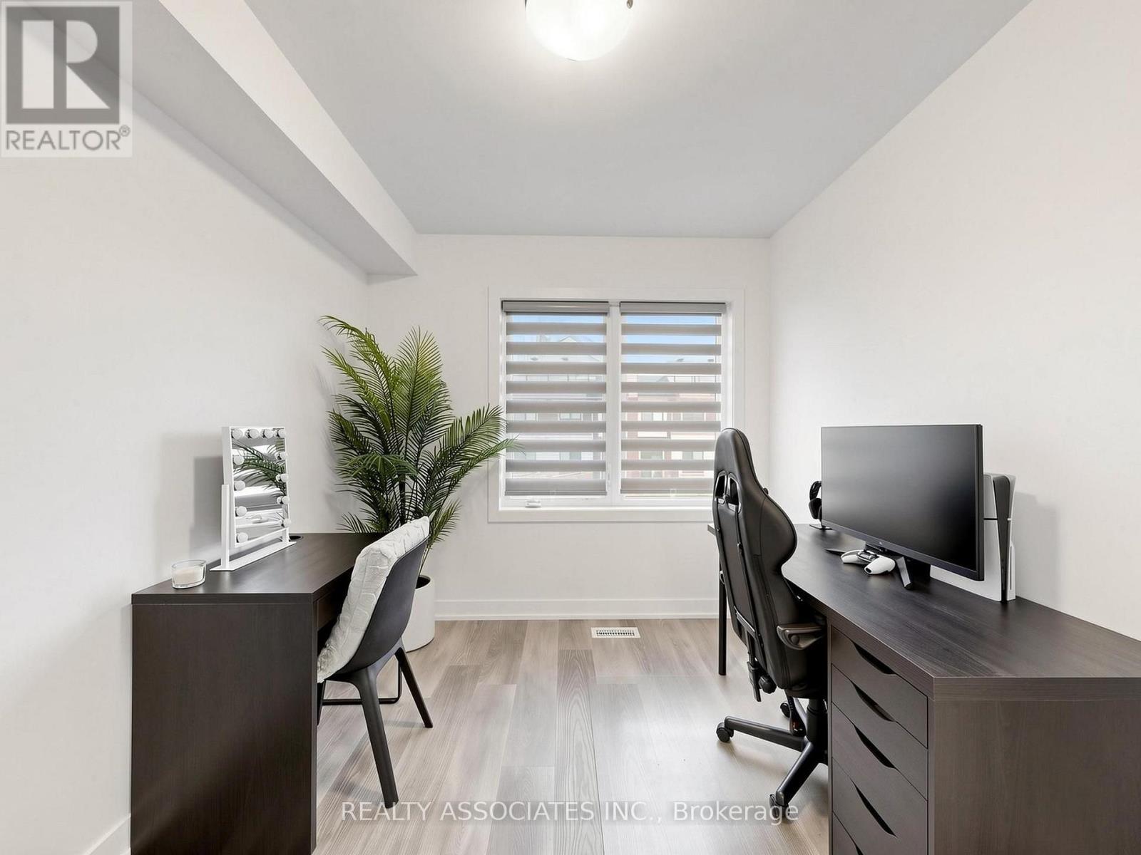 14 BAKER HILL BOULEVARD - 30