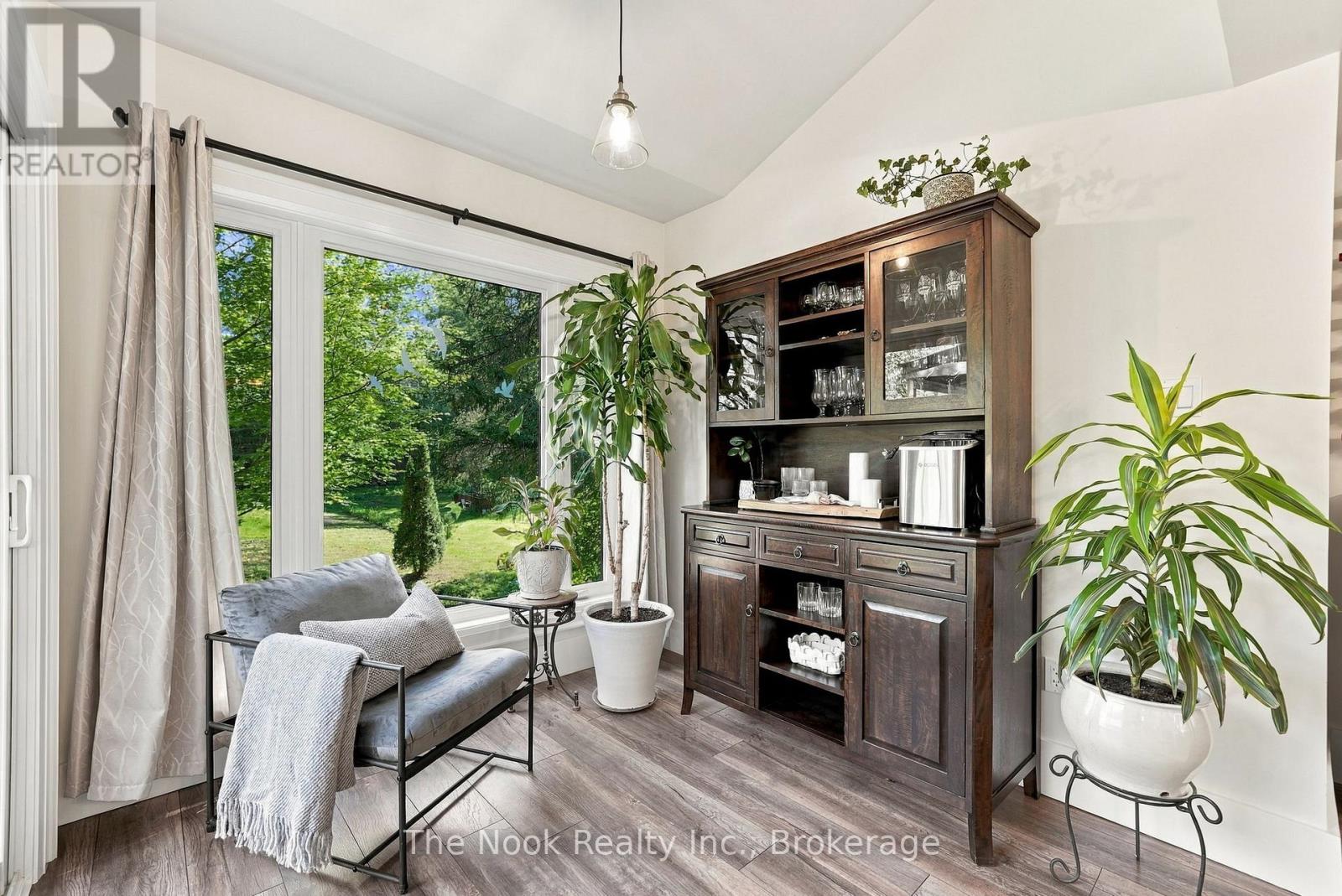 19 MUSTARD STREET - 15