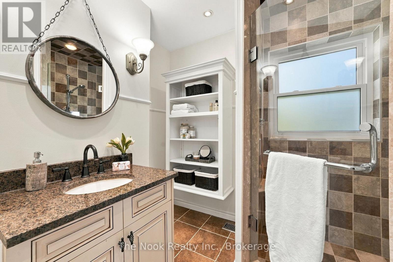 19 MUSTARD STREET - 25